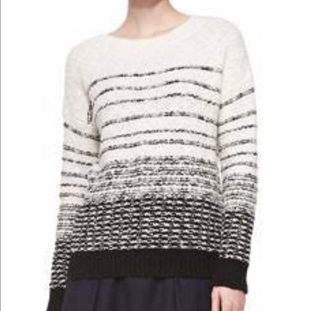 Vince Textured Variegated Stripe Fuzzy Wool Blend Crew Neck Sweater Size Medium